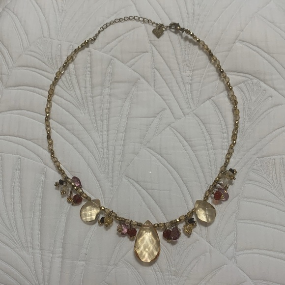 Cookie Lee lucite charm necklace pale gold - Picture 5 of 10